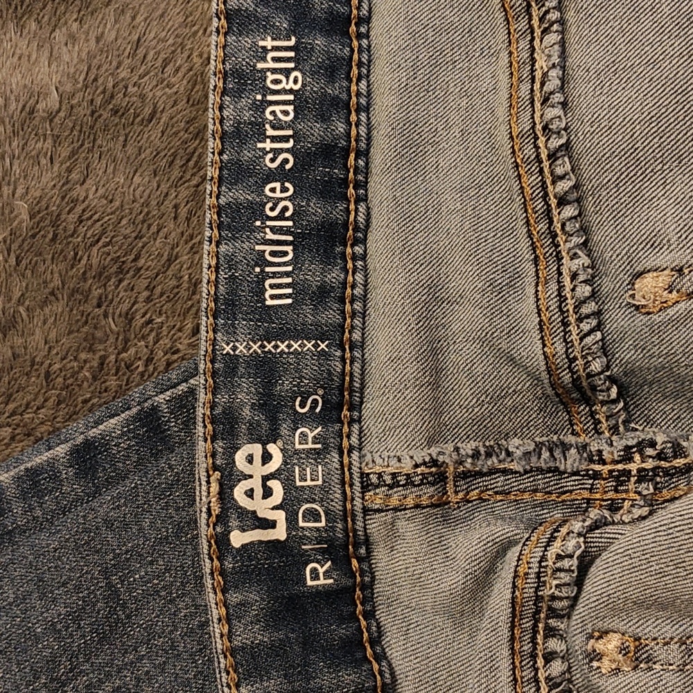 Lee Riders jeans - Picture 2 of 3